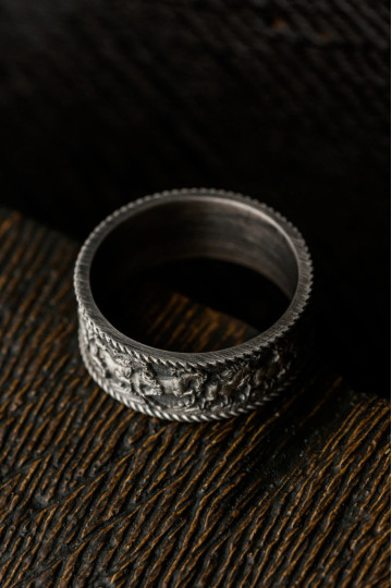 Ring "horse herd"
