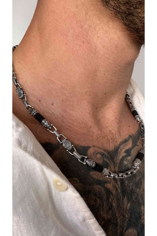 Silver chain decorated with" Wolf's Head " 2