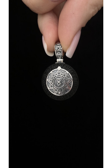 Silver pendant amulet "Hall Of The Wolf"